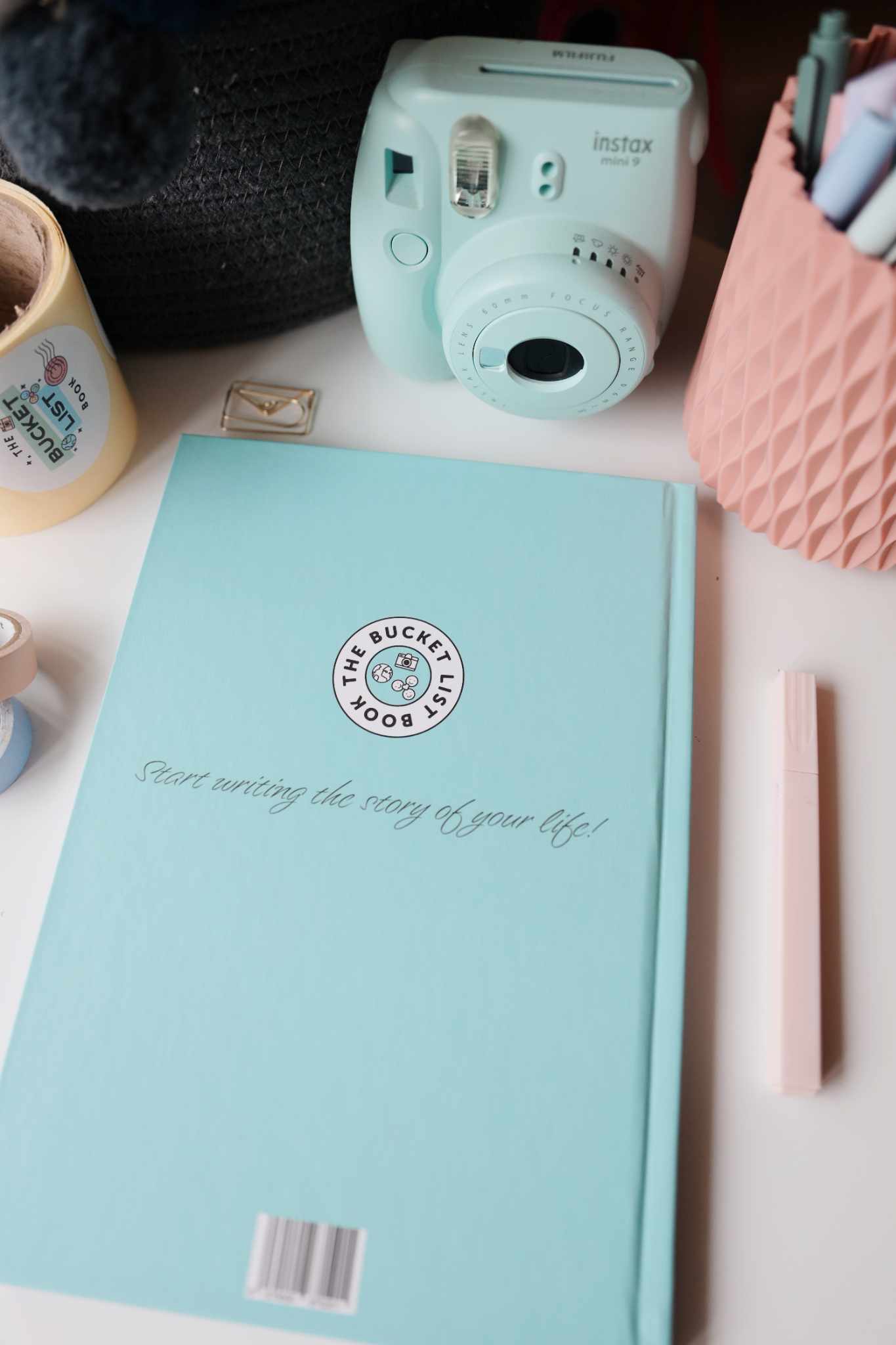 THE BUCKET LIST BOOK - HARDCOVER BLUE STANDARD