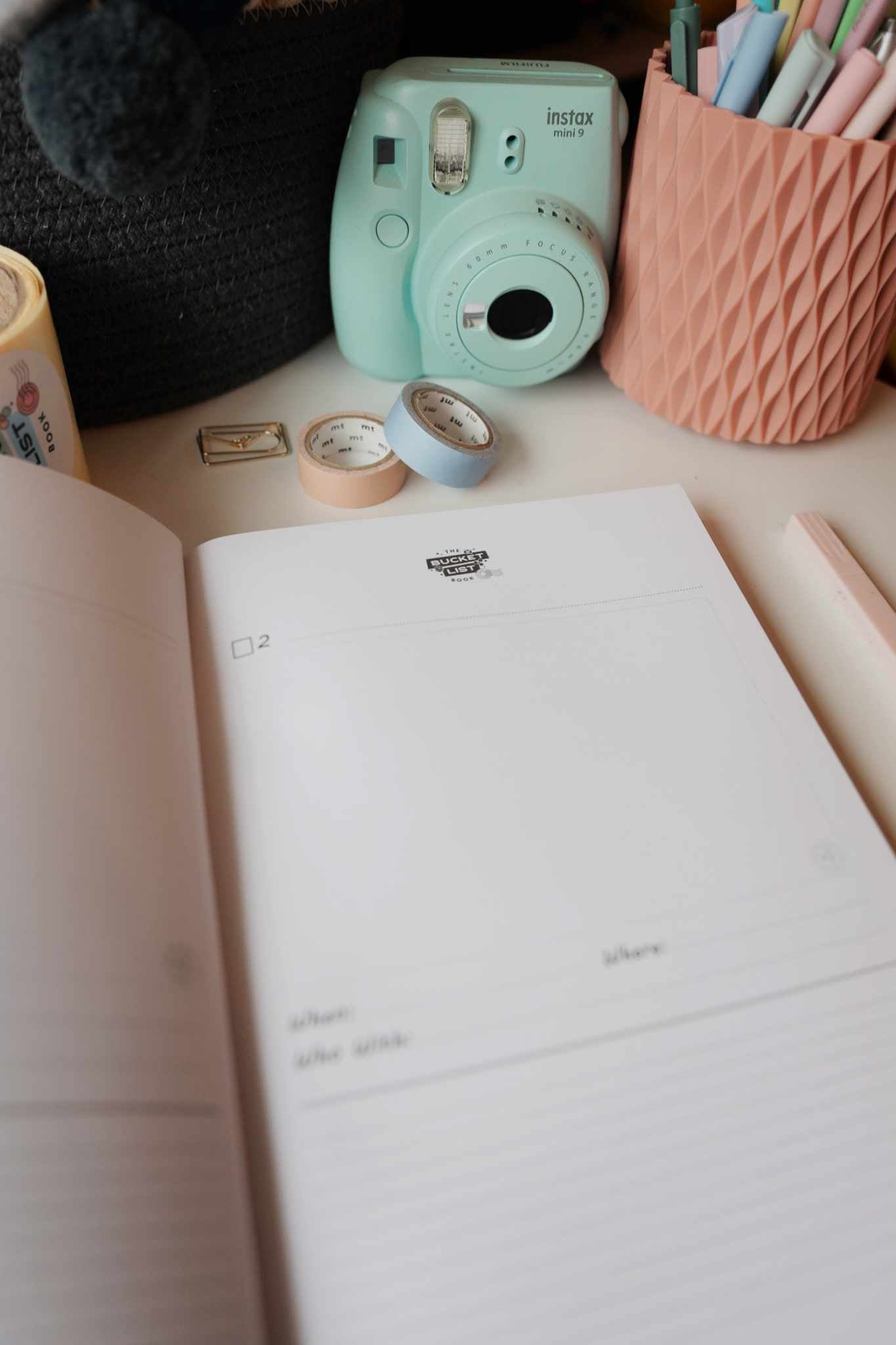 THE BUCKET LIST BOOK - HARDCOVER BLUE STANDARD